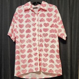 RARE Hearts Valentines 100% Cotton Button Up. Vintage